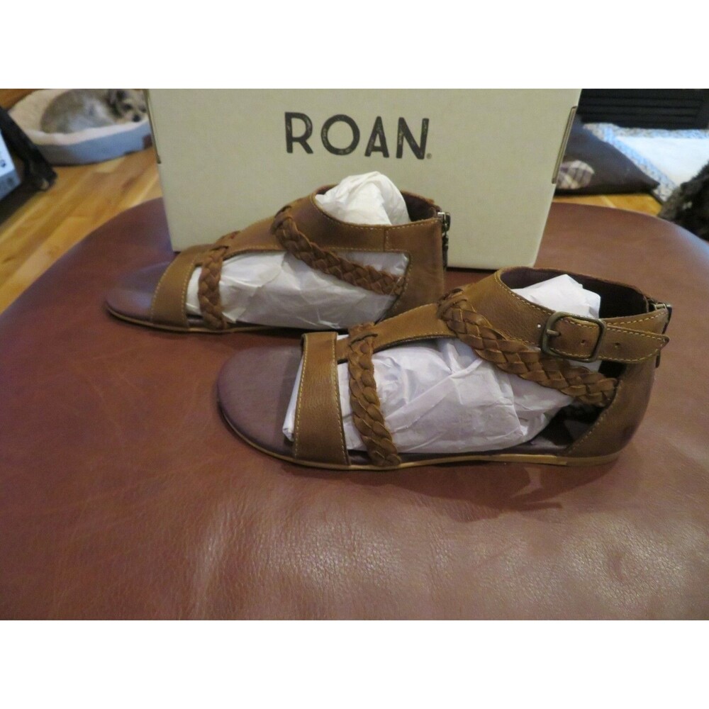 NWT Womens Tan Brown Roan Posey Sandals, Size 6.5